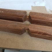 Assemblage à mi-bois avec coupe à 45°