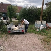 Mise à longueur sur place pour coller au montant de l'escalier.