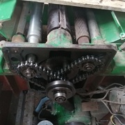 Ici on voit l'arbre de raboteuse au milieu