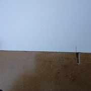 Alignement du trait de crayon avec le bord découpé