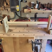 Réflexion... Est-il possible de bricoler un tour rapidemment ? J'ai abandonné...