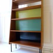 Bibliothèque Pierre Guariche années 50 https://triptyqueandco.com