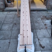 Pour aller jusque chez mes voisins, j'ai utilisé une planche avec 4 roulettes. Ça permet de ne pas avoir à porter tout le poids.