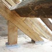 jambette destinée a soulager l appuis de panne sur l arbalétrier