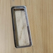 usinage des poignées en 2 temps, fraise droite puis fraise à poignée