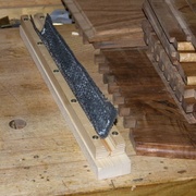 Forme pour plaquer les chants