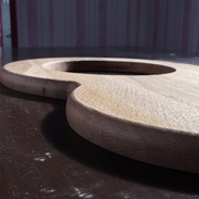 travail sur le bord du plateau en arrondi