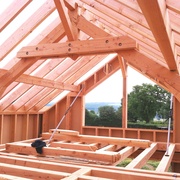 Charpente réalisée en douglas     http://www.tbpro71.fr/