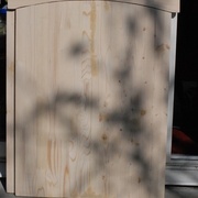 une fois l'arc posé sur le panneau