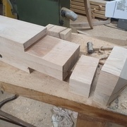 Décapitation de l'entrait - il a été imaginé de recoller la tête à 45° pour le fun, peut-être une autre fois !