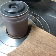 On termine à la ponceuse