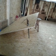 coupe de l'osb sans établi et mes tréteaux sont sur un chantier !