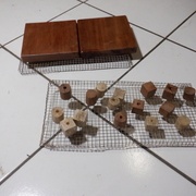 Vernis appliqué, en séchage