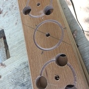 Un modèle simple avec deux encoches