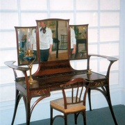 Bureau début sécession viennoise  par  Ödön Lechner: Musée des Arts décoratifs (1893-96)  http://www.la-belle-epoque.de/ungarn/budapix3f.html