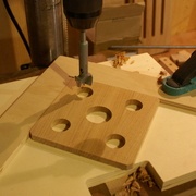 Perçage des 4 trous de ventilation à 20 mm