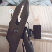 il y a cette sorte de ressort qui se verrouille sans effet notoire