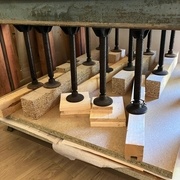 Collage des placages à la presse