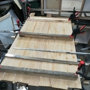 Plateau assemblé à plat joint