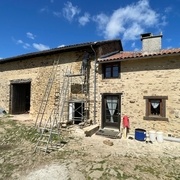 Façade sud en rejointoiement