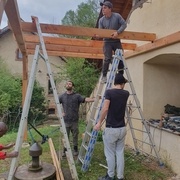 Tout rentre au millimètre, en mode tenon mortaise de menuiserie : c'est passé mais c'était peut-être un peu osé !