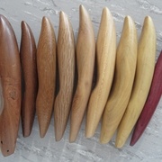 Amandier, Azobé, Iroko, Chêne vert, Olivâtre, Koto ?, Buis, Buis, Amarante