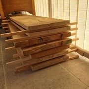 Stockage à l'intérieur avant débit