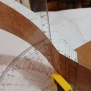 A l'aplomb partie droite