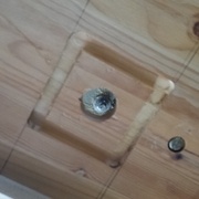 j'ai rainuré 1 par 1, mais je ferai un gabarit pour le plateau du futur meuble