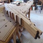 assemblage des lames à plat cul plus  dominos "maison" en cp 5mm x largeur 28mm.