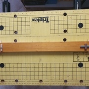 Sommier fixe à gauche et réglable à droite