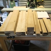 chêne tres sec tres dur tres vieux... ça a chauffé un peu...