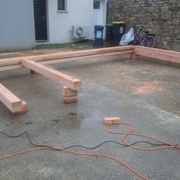 mise en place des deux cotés avec le décalage du poteau du coté gauche