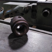 bague venant s'insérer parfaitement dans le filetage...