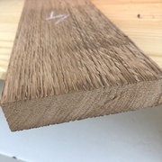 N°4 : densité 710, presque sur que c'est du chêne.