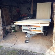 Scie à panneaux à roulettes ...