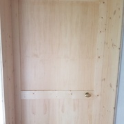 Mais quand j'aurai 5 minutes, je changerai le sens de la poignée, horizontal c'est pas hyper beau finalement...