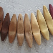 Amandier, Azobé, Iroko, Chêne vert, Olivâtre, Koto ?, Buis, Buis, Amarante