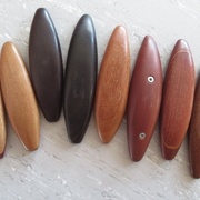 Amarante + ?, Garapa, Panacoco, Ébène Macassar, Cumaru, ??, ?? + ??, Ipé