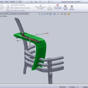 Découpe de l'accoudoir par dessus