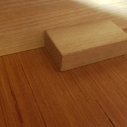 Système pour bloquer la sortie des tiroirs