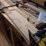 J'augmente la surface d'appui avec 2 chevrons de part et d'autre