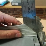 Il y as pas grand chose mais c'est pas perpendiculaire