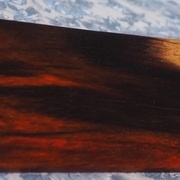 La même pièce mais huilée, les couleurs sont plus intenses