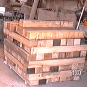 Presque 1 mètre cube de bois rien que pour les balustres (il est fou le francomtois)