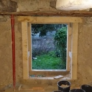 Après rebouchage enduit-mortier terre du côté intérieur