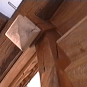 tète de poteau pendante