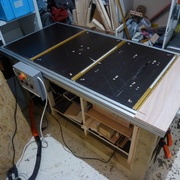 La table avec les trois parties modulaires