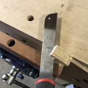 Je fini la coupe à la scie à araser (toujours le problème de la saillie insuffisante de ma lame)