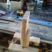 Tenon traversant avec les arasements pré-découpés à 45°